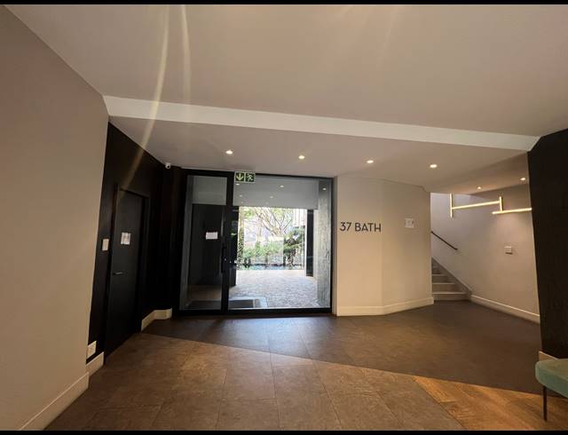 552M² OFFICE TO LET IN ROSEBANK